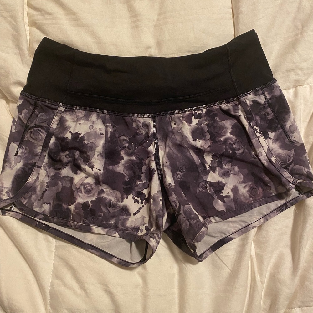 Lululemon running shorts 2.5 inseam
